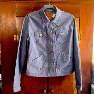 🍁 Levi’s like new purple corduroy jean jacket